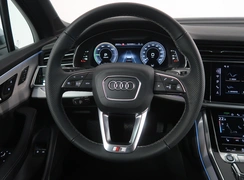 Q7