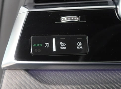 Q7