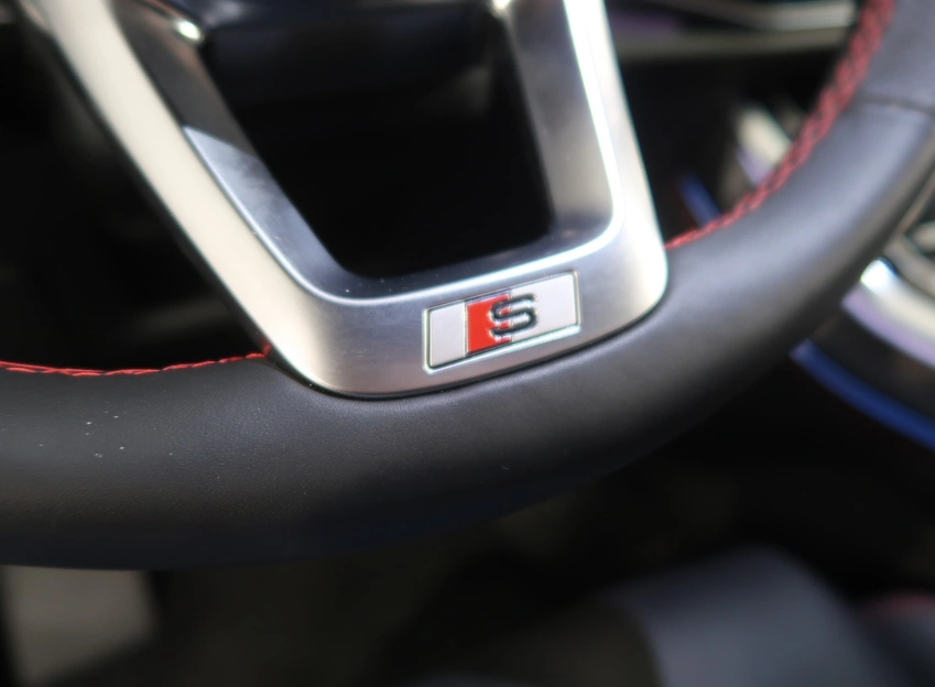 Q7