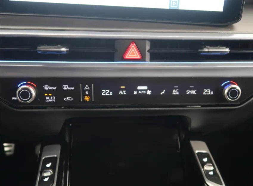Kia Sorento 2,2 CRDi 8DCT  TOP NAPPA 7P
