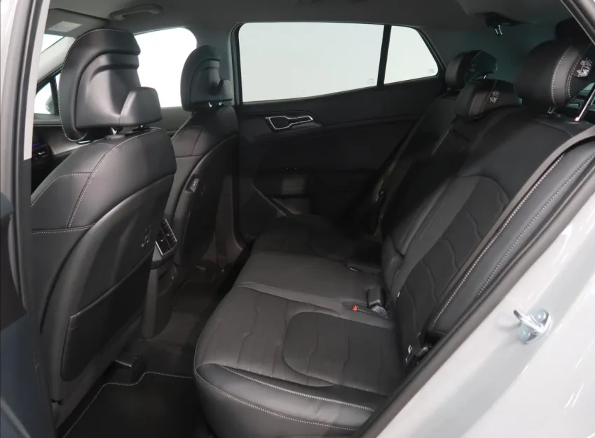 Kia Sportage 1,6 T-GDi 4x2 7DCT  TOP