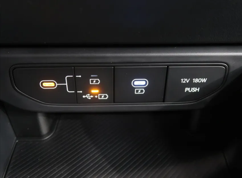 Kia K4 1,6 T-GDI GPF 7DCT  EXCLUSIVE