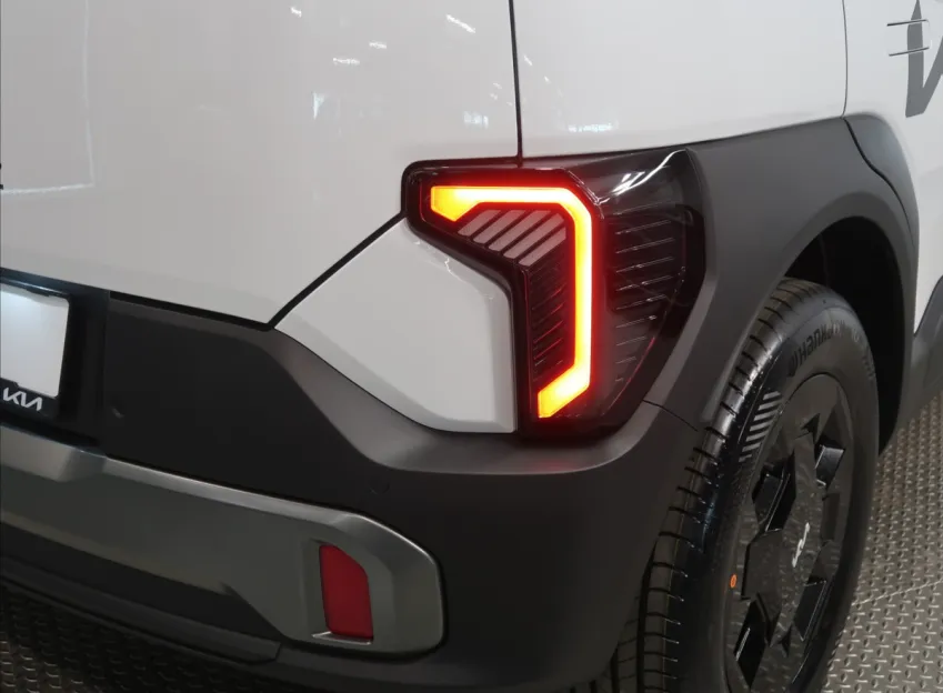 Kia EV2 42,2 kWh HEAT  EARTH 4místa