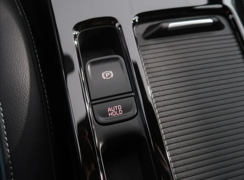 Kia XCeed 1,6 T-GDi 7DCT  STEEL EDITION