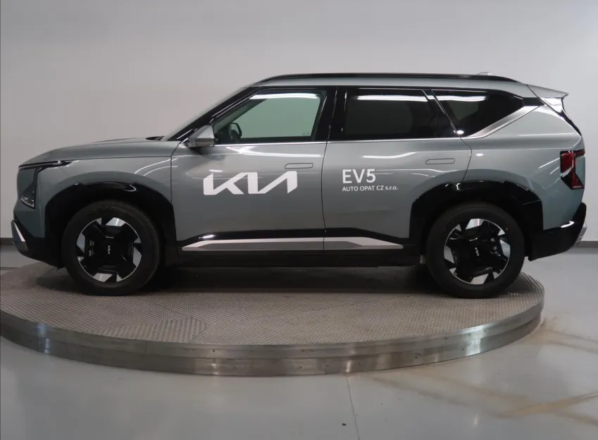 Kia EV5 0,0 81,4 kWh  LAUNCH EDITION
