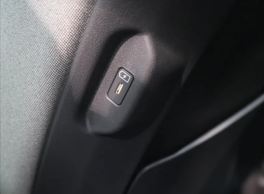 Kia Seltos 1,6 T-GDi 4X2 DESIGN  EXCLUSIVE