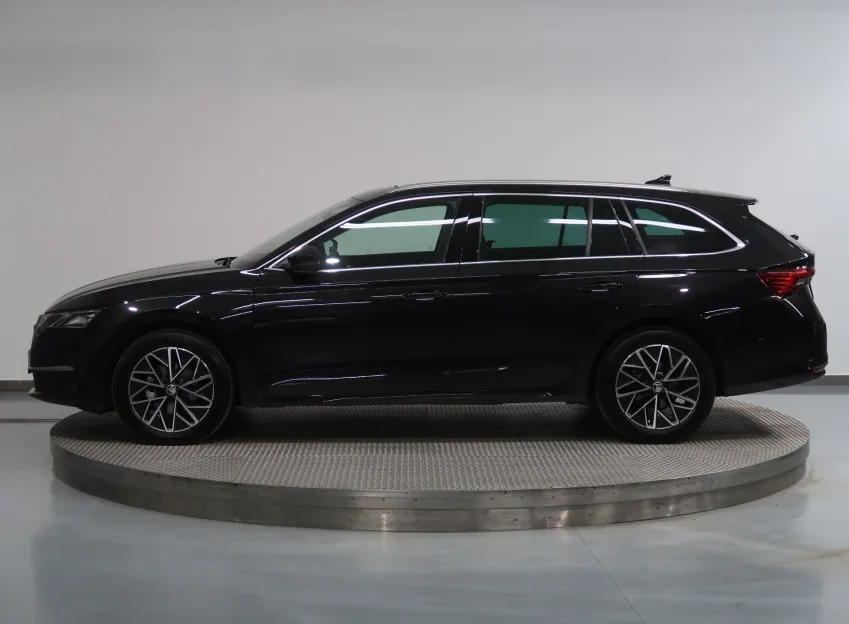Škoda Octavia TOP SELECTION 2.0TDI 110KW DSG PANORAMA