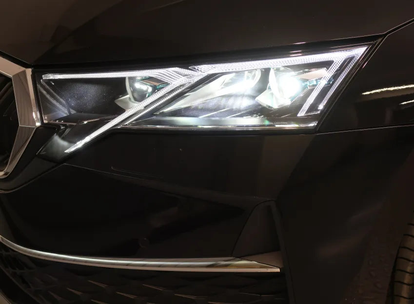 Škoda Octavia TOP SELECTION 2.0TDI 110KW DSG PANORAMA