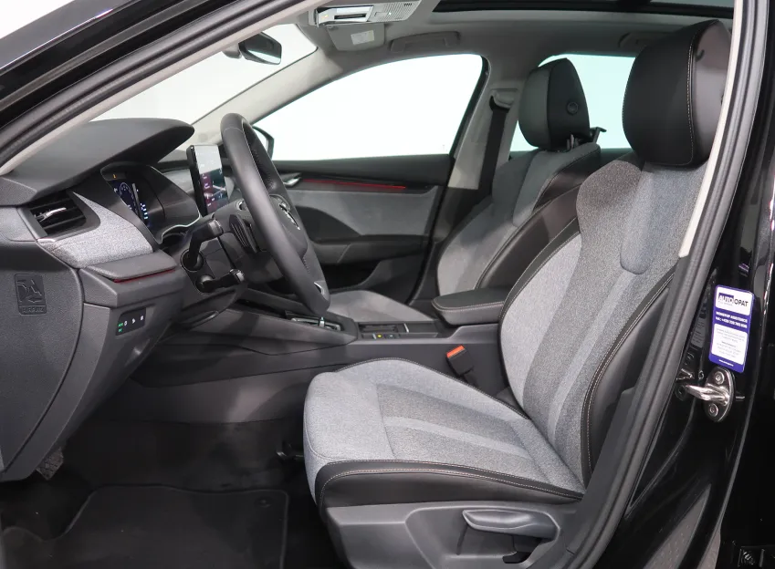 Škoda Octavia TOP SELECTION 2.0TDI 110KW DSG PANORAMA