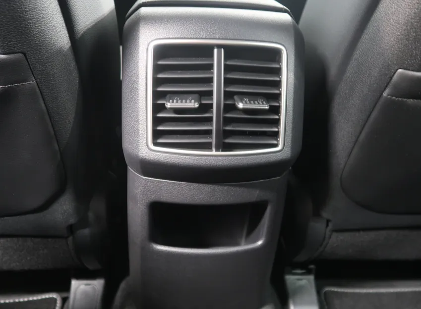 KIA Sportage TOP 1,6T-GDi 118KW  MHEV 4x4 7DCT
