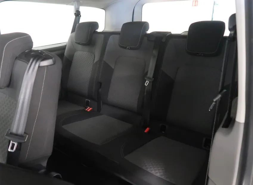 Volkswagen Caravelle LIFE 2.0TDI 110KW 8MÍST