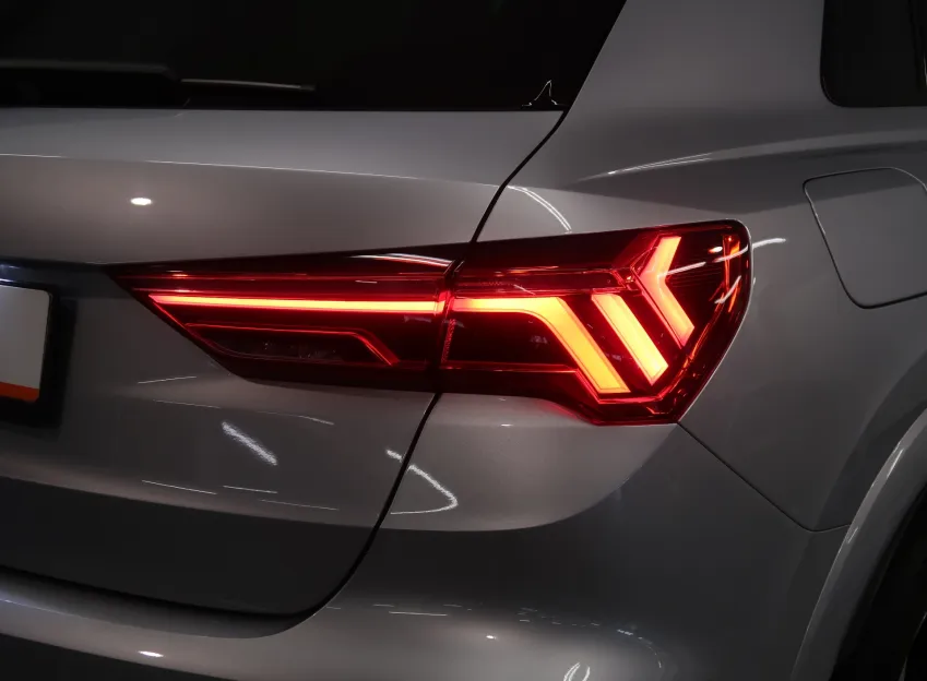 Audi Q3 S-LINE 1.5TSI 110KW AUTOMAT