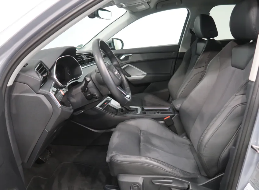 Audi Q3 S-LINE 1.5TSI 110KW AUTOMAT
