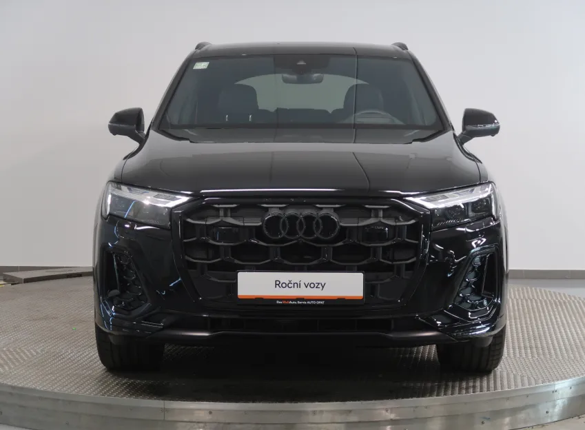 Audi Q7 S-LINE 50TDI 210KW QUATTRO 7MÍST TAŽNÉ
