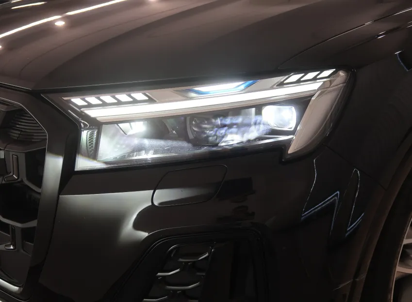Audi Q7 S-LINE 50TDI 210KW QUATTRO 7MÍST TAŽNÉ