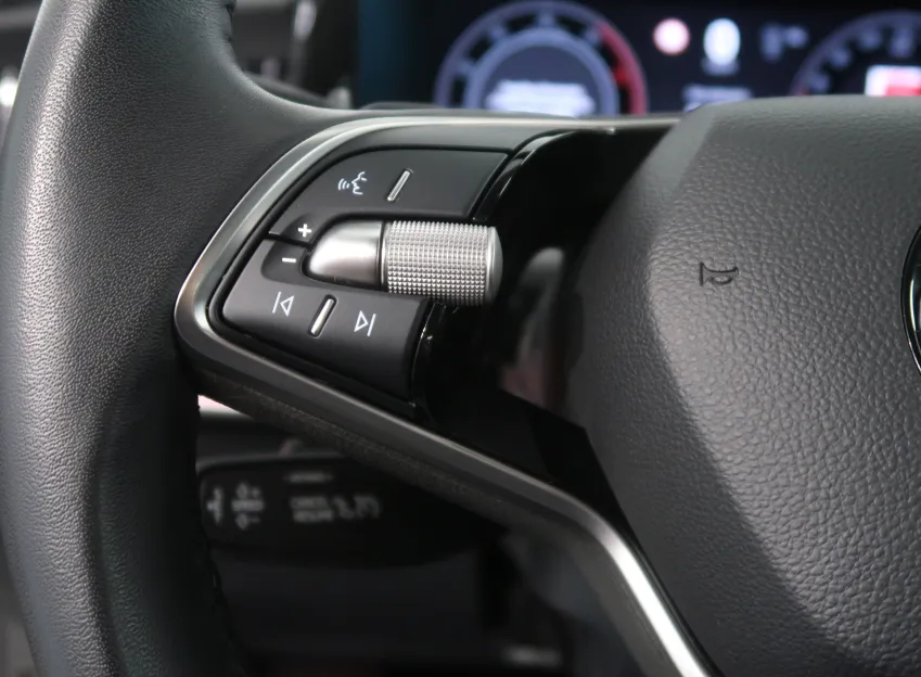Škoda Superb 2.0TDI 110KW DSG CANTON LED MATRIX