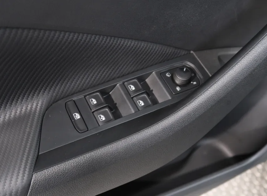 Škoda Kamiq MONTE CARLO 1.0TSI 85KW TAŽNÉ