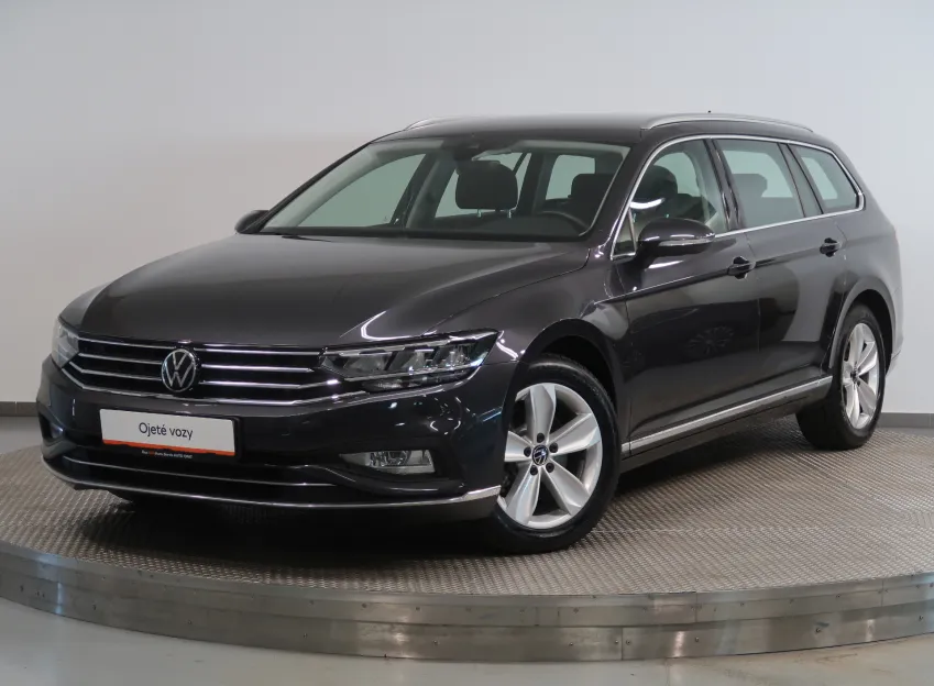 Volkswagen Passat ELEGANCE 2.0TDI EVO 110KW DSG NAVI