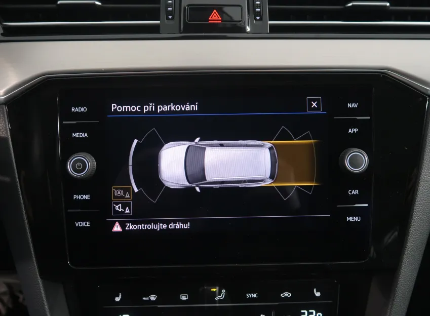 Volkswagen Passat ELEGANCE 2.0TDI EVO 110KW DSG NAVI