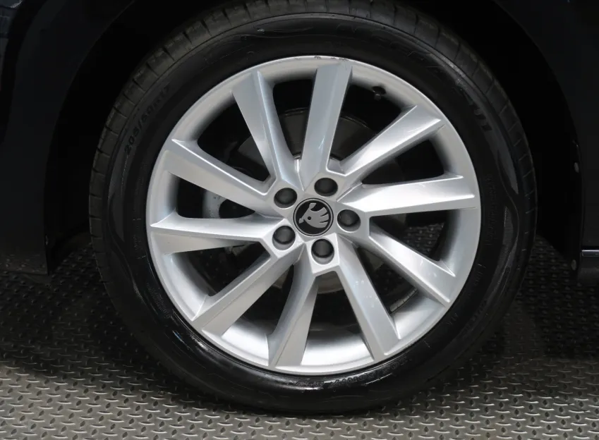 Škoda Scala TOP SELECTION 1.5TSI 110KW LED MATRIX