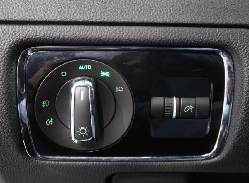 Škoda Superb ELEGANCE 2.0TDI 103KW 4x4 DSG