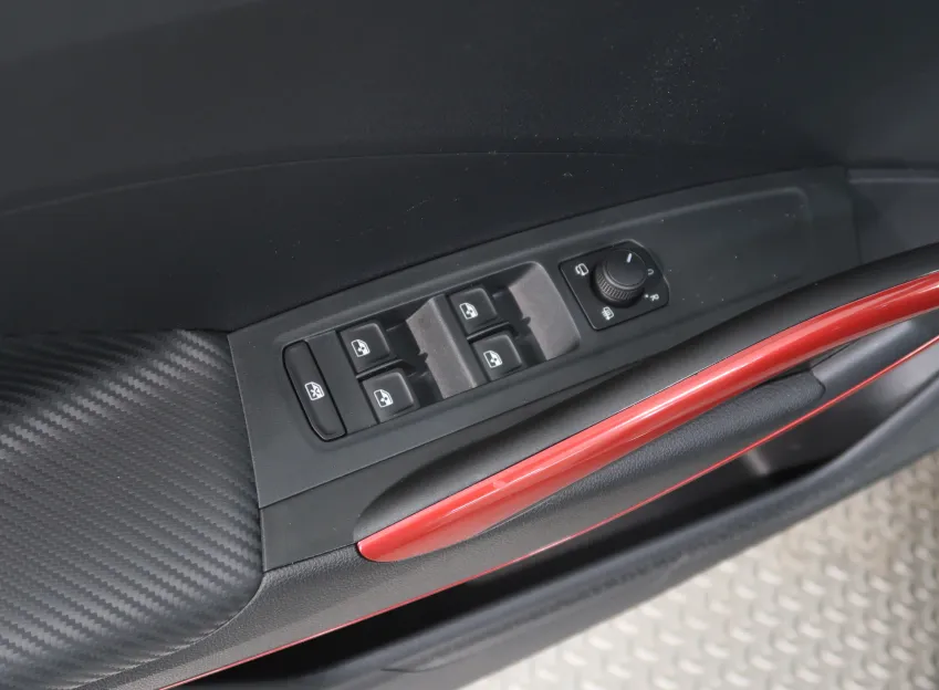 Škoda Fabia MONTE CARLO 1.5TSI 110KW DSG NAVI