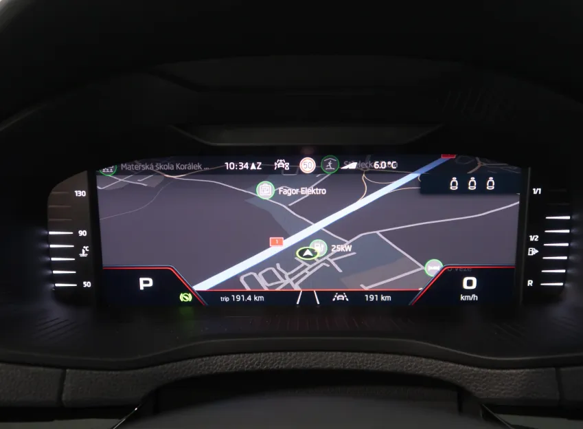 Škoda Karoq SPORTLINE 2.0TSI 140KW 4x4 DSG NAVI LED MATRIX