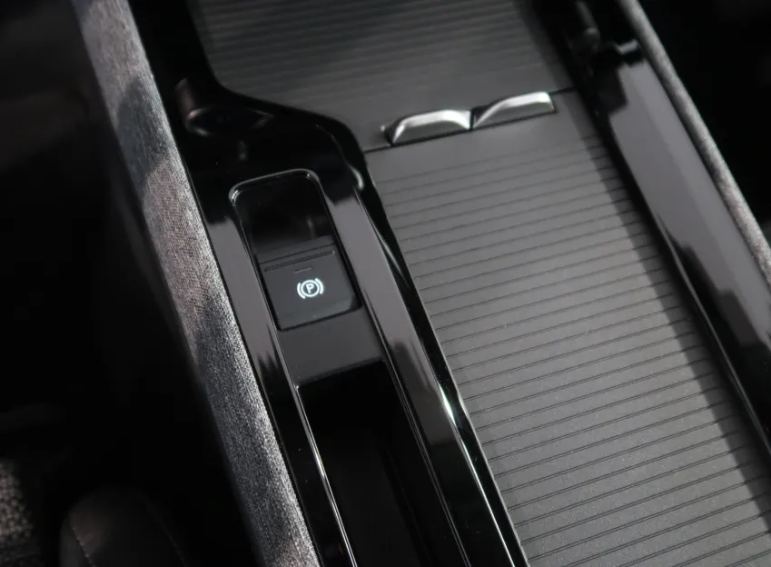 Škoda Superb 1.5TSI 110KW DSG TAŽNÉ 2 SADA ALU