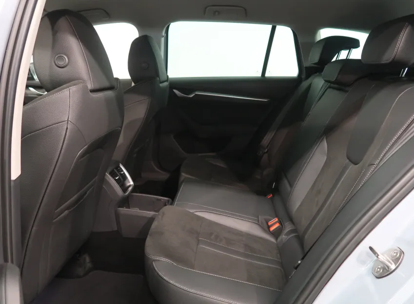 Škoda Octavia TOP PREMIUM 2.0TDI 110KW DSG LED KUŽE