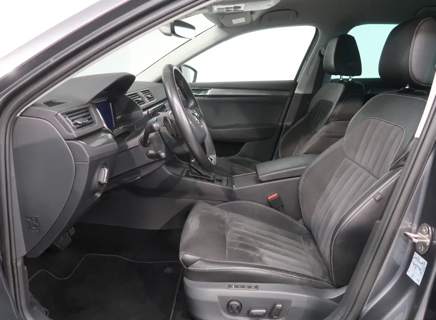 Škoda Superb STYLE 2.0TDI 147KW 4x4 DSG TAŽNÉ