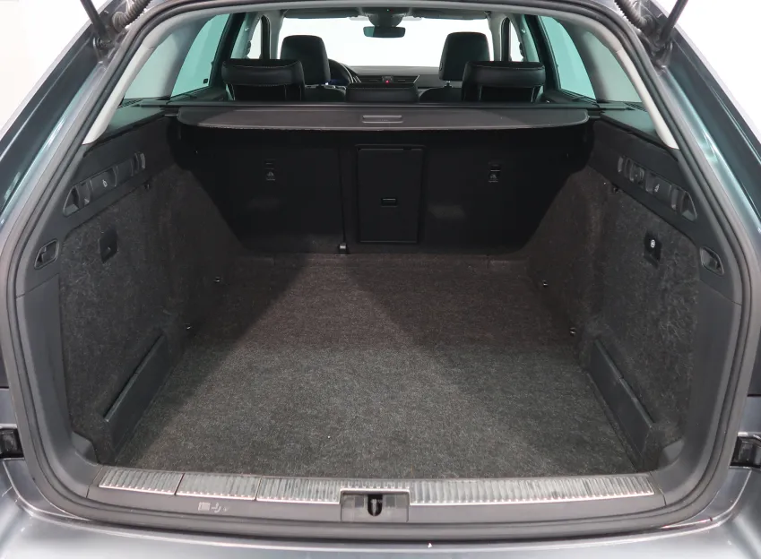 Škoda Superb STYLE 2.0TDI 147KW 4x4 DSG TAŽNÉ