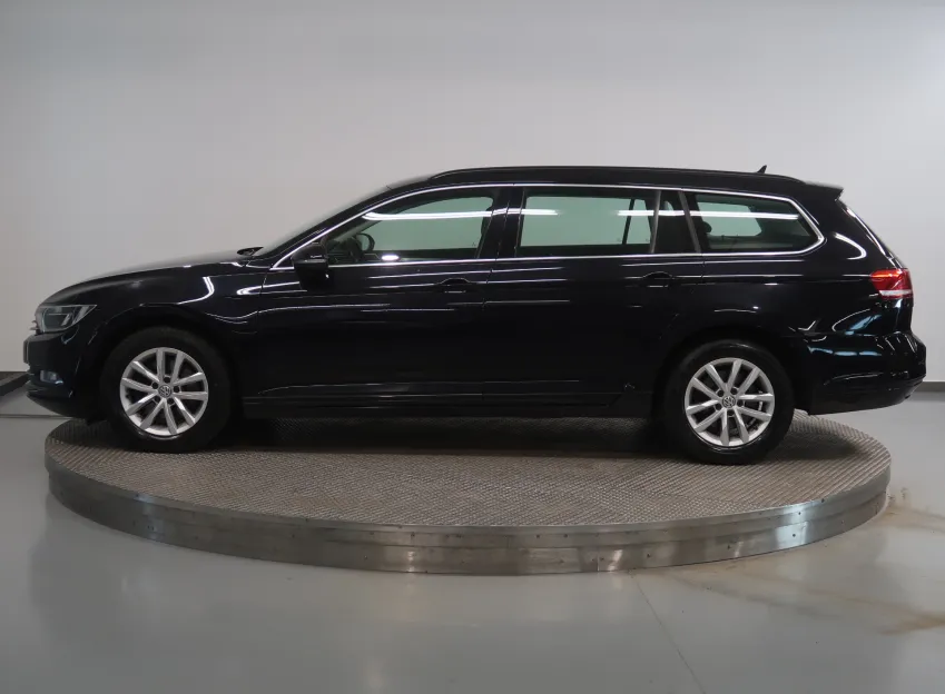 Volkswagen Passat COMFORTLINE 1.6TDI 88KW