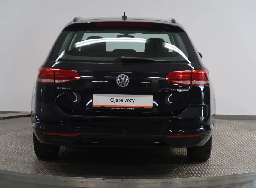 Volkswagen Passat COMFORTLINE 1.6TDI 88KW