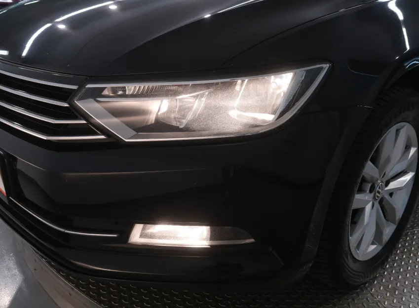 Volkswagen Passat COMFORTLINE 1.6TDI 88KW