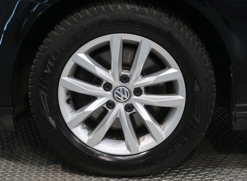 Volkswagen Passat COMFORTLINE 1.6TDI 88KW
