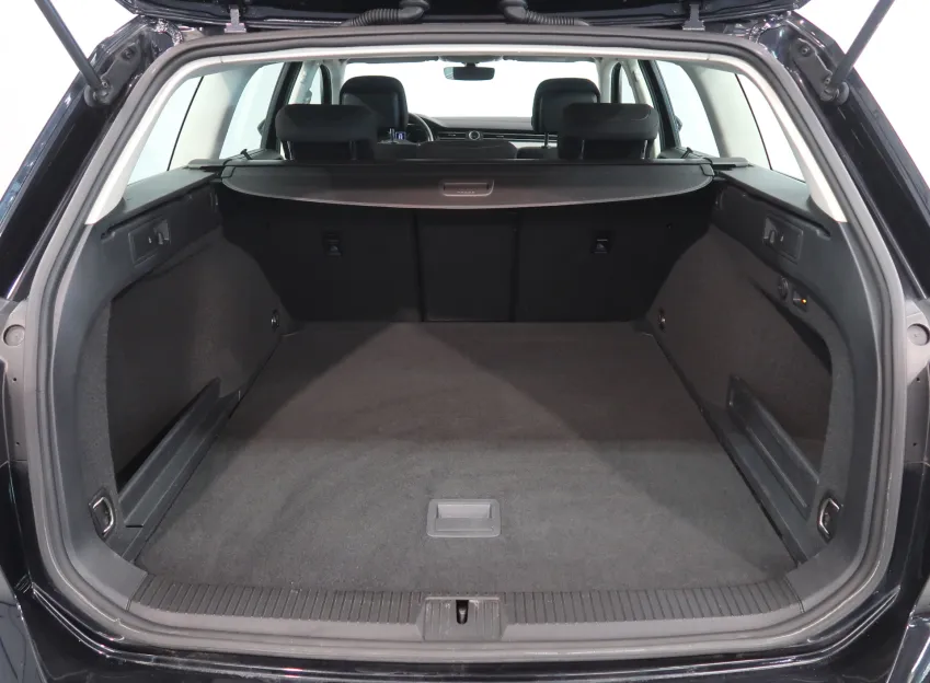 Volkswagen Passat COMFORTLINE 1.6TDI 88KW