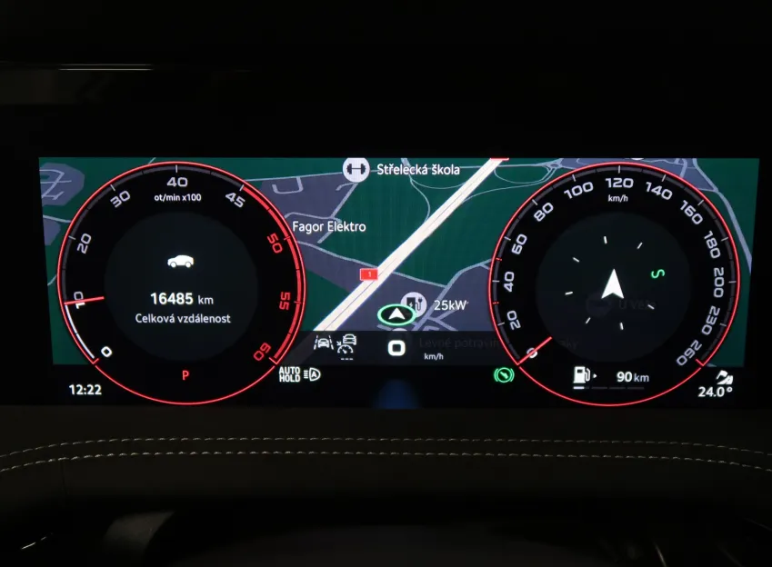 Škoda Superb SPORTLINE 2.0TDI 142KW 4x4 DSG TAŽNÉ CANTON LED MA