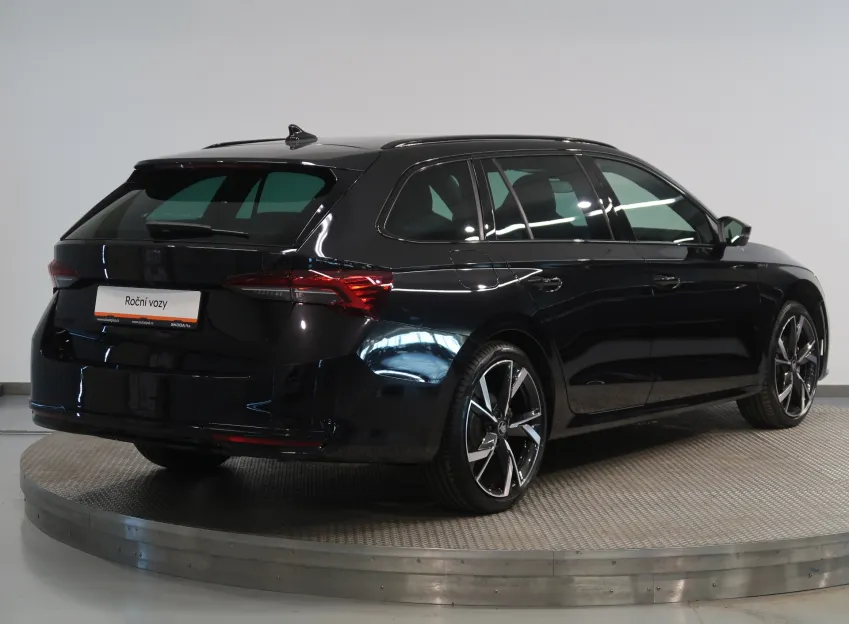 Škoda Octavia SPORTLINE 2.0TSI 150KW 4x4 DSG CANTON