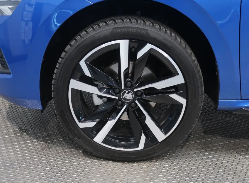 Škoda Kamiq MONTE CARLO 1.0TSI 85KW DSG PANORAMA