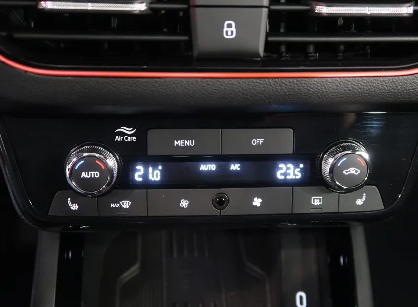 Škoda Kamiq MONTE CARLO 1.0TSI 85KW DSG PANORAMA