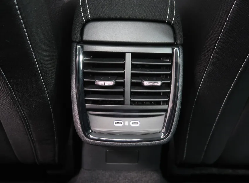 Škoda Kamiq MONTE CARLO 1.0TSI 85KW DSG PANORAMA