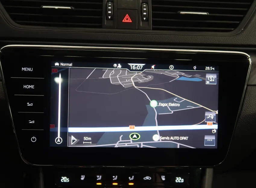 Škoda Superb iV SPORTLINE 1.4TSI 160KW DSG PANORAMA