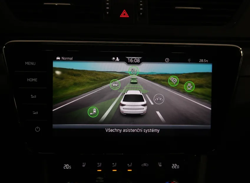 Škoda Superb iV SPORTLINE 1.4TSI 160KW DSG PANORAMA