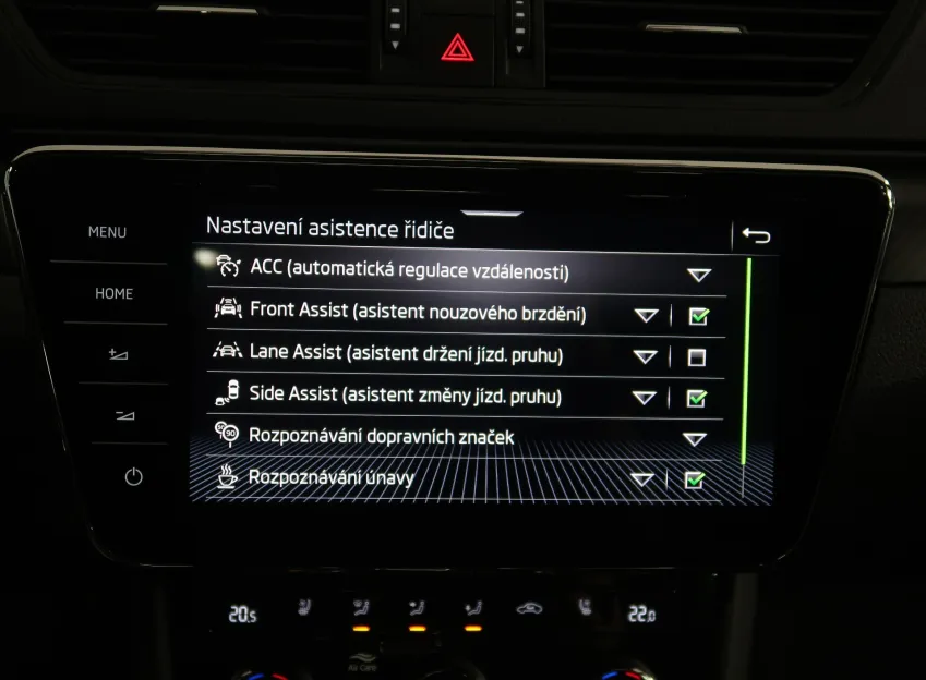 Škoda Superb iV SPORTLINE 1.4TSI 160KW DSG PANORAMA