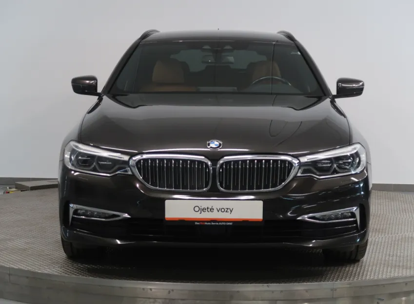 BMW Řada 5 LUXURY LINE 540d xDRIVE TAŽNÉ