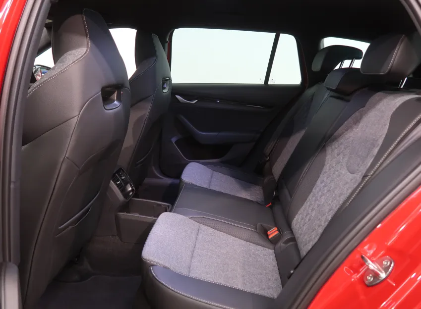 Škoda Octavia SPORTLINE 2.0TSI 150KW CANTON