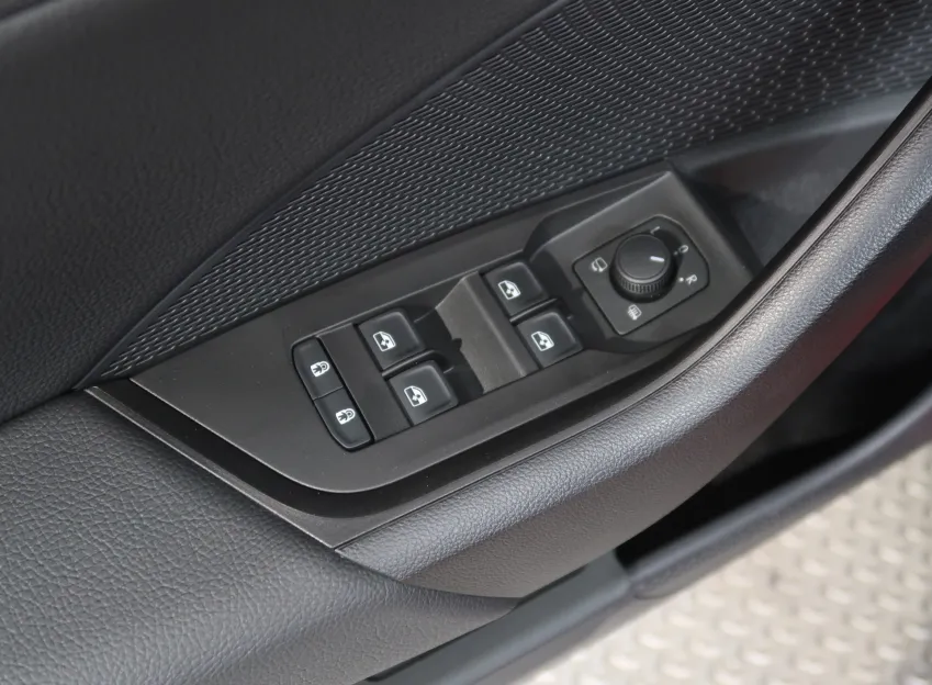 Škoda Octavia SPORTLINE 2.0TSI 150KW CANTON