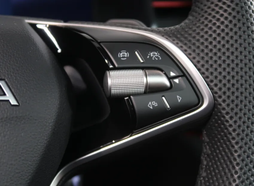 Škoda Scala MONTE CARLO 1.5TSI 110KW DSG LED MATRIX PANORAMA