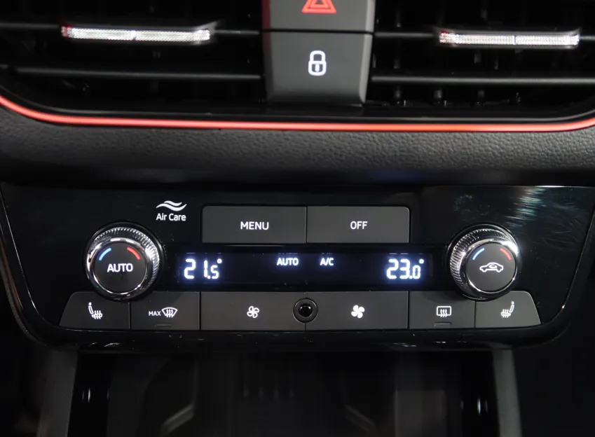 Škoda Scala MONTE CARLO 1.5TSI 110KW DSG LED MATRIX PANORAMA