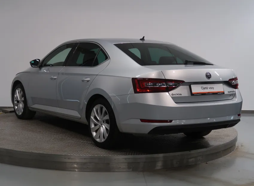 Škoda Superb STYLE 2.0TDI 140KW 4x4 DSG WEBASTO CANTON
